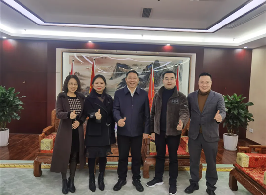 博众研究院校友联盟走进四川KY开元集团建设集团